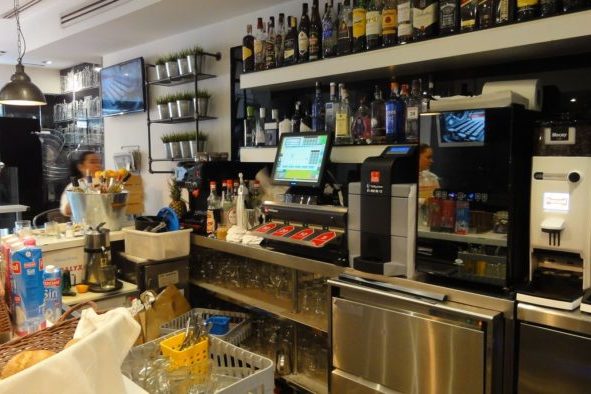 máquina-cobro-automático-restaurante