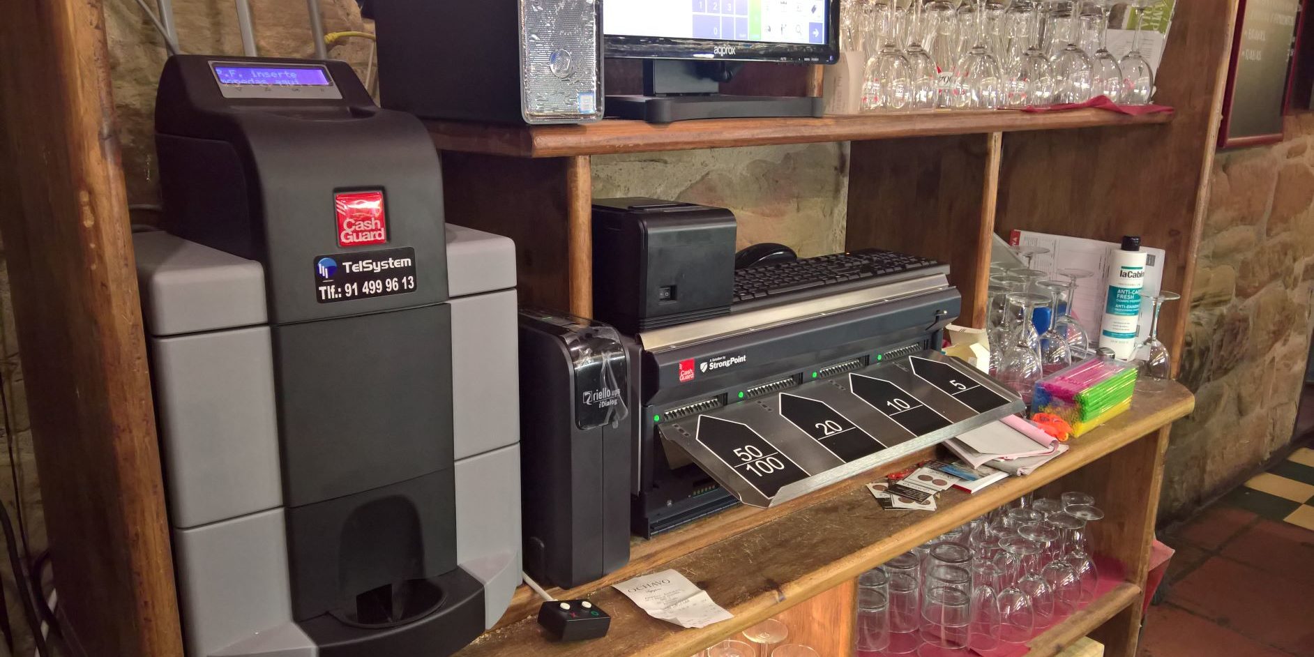 Instalación de CashGuard en asador Ochavo – Telsystem distribuidor oficial 3 Instalación-de-CashGuard