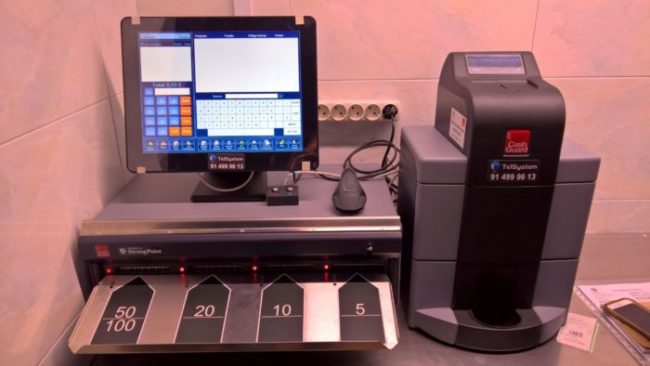 Instalación-de-CashGuard-en-pescadería