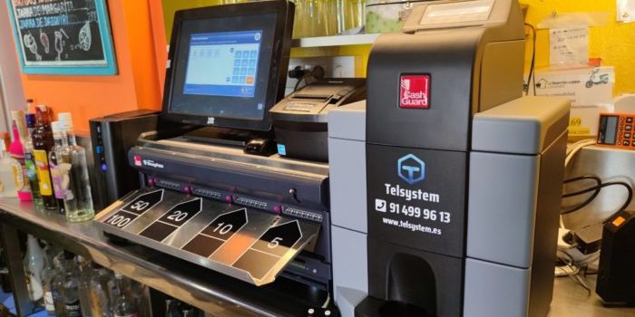 Instalación-de-cajón-inteligente-CashGuard