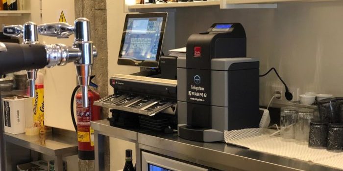 Instalación-cajón-inteligente-CashGuard-en-Restaurante-Mooser