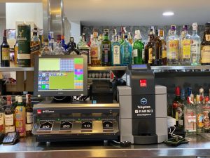 Instalación-cajón-inteligente-CashGuard-Asador